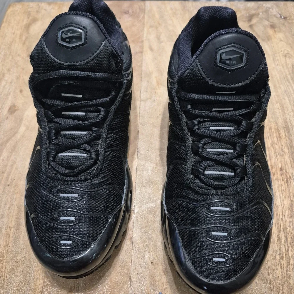 Nike Air Max Plus Kids‎ Size 6.5Y Black Good